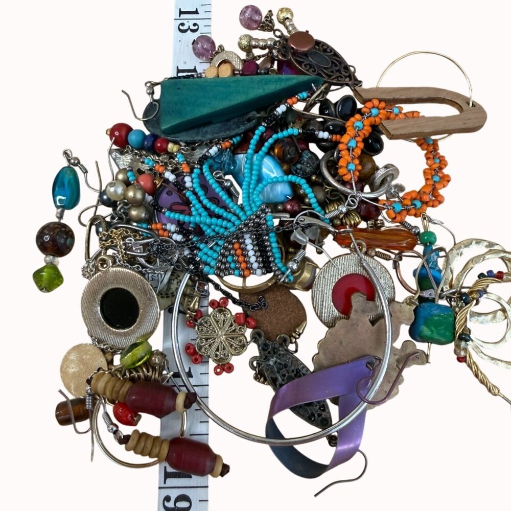 Mixed Lot Of Single Earrings For Crafts Or Mix‎ & Match Wear